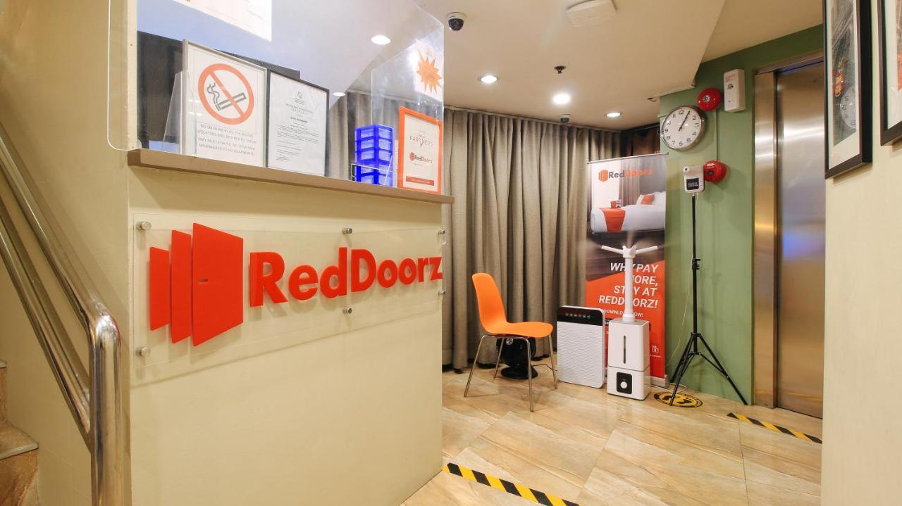 Reddoorz At Hotel Rosemarie 帕赛 外观 照片