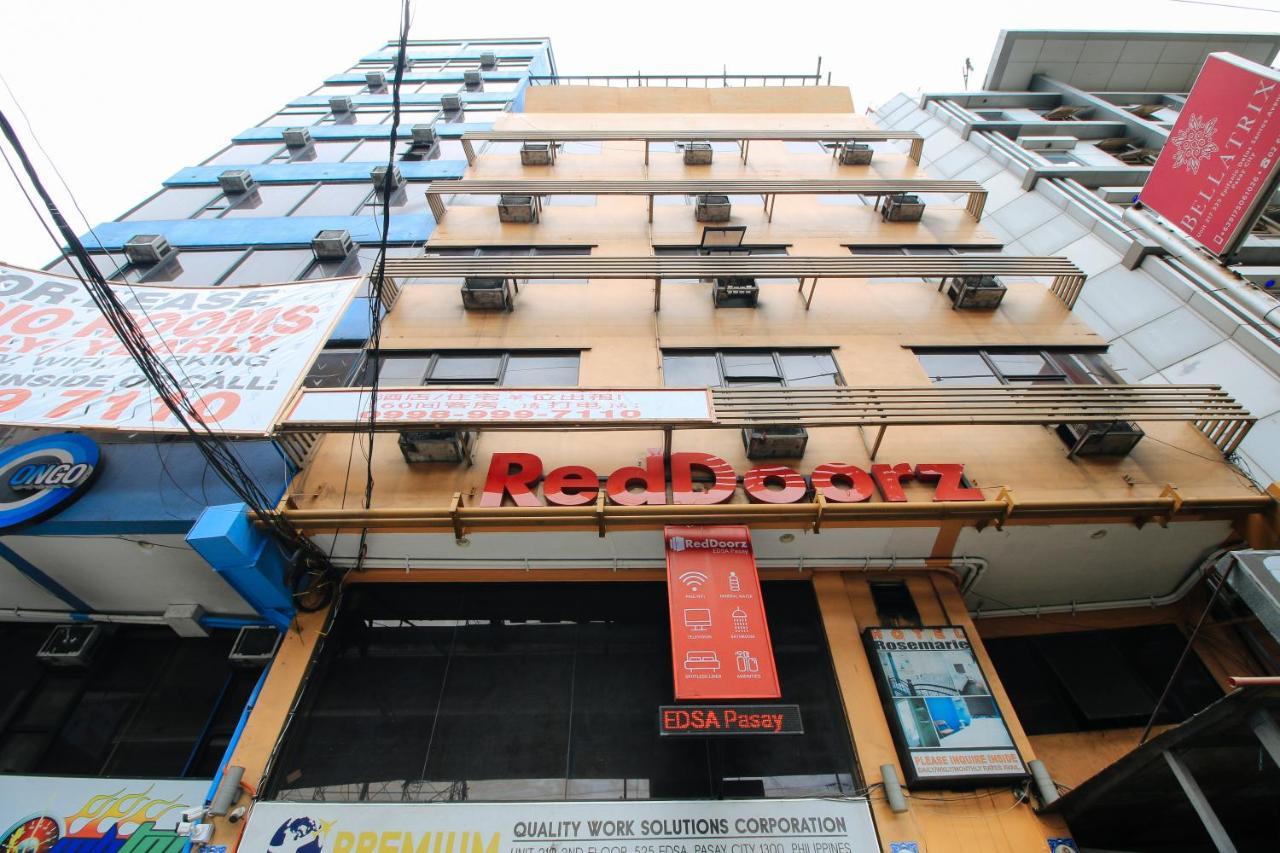 Reddoorz At Hotel Rosemarie 帕赛 外观 照片