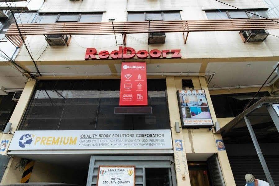 Reddoorz At Hotel Rosemarie 帕赛 外观 照片