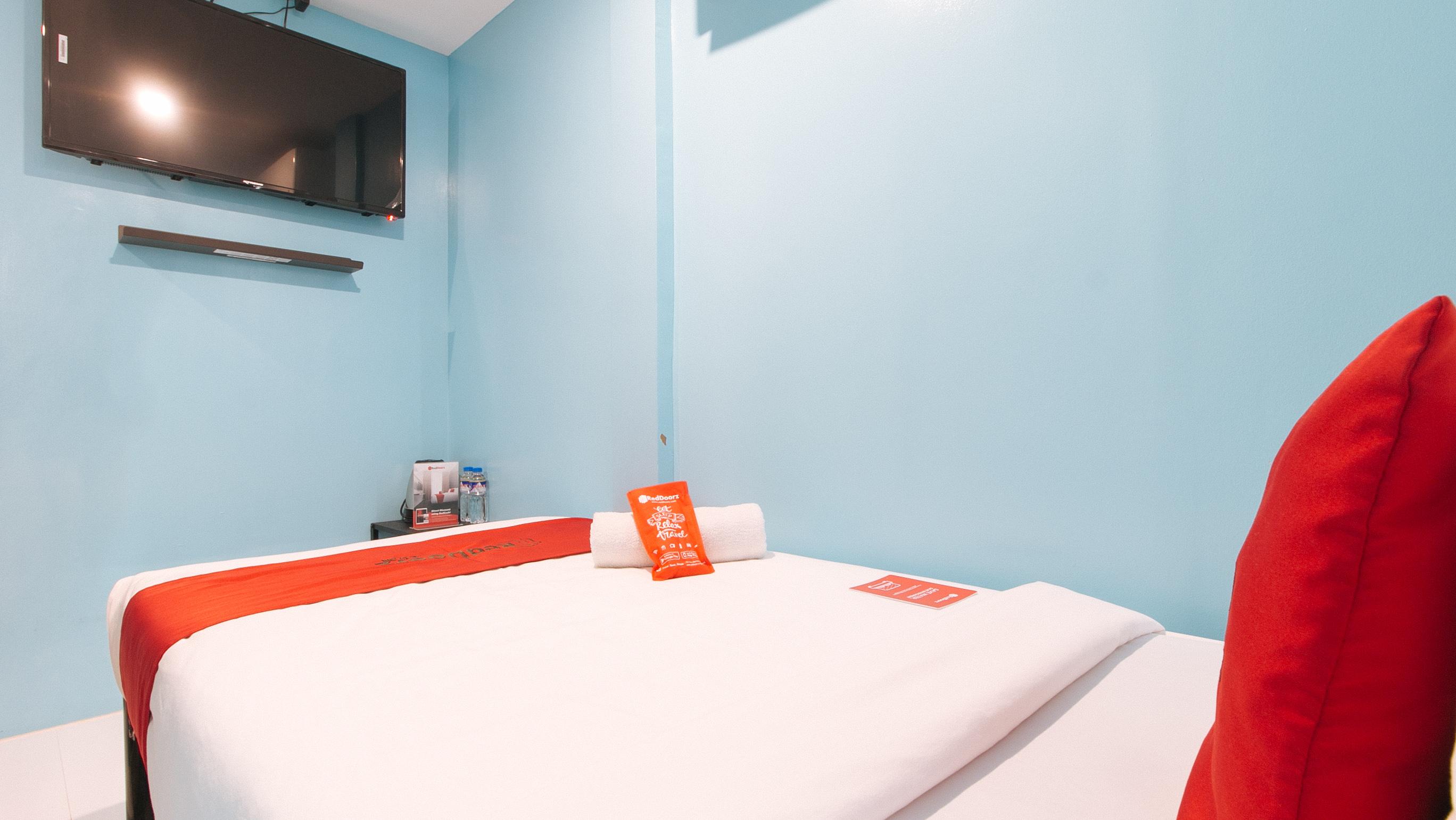 Reddoorz At Hotel Rosemarie 帕赛 外观 照片