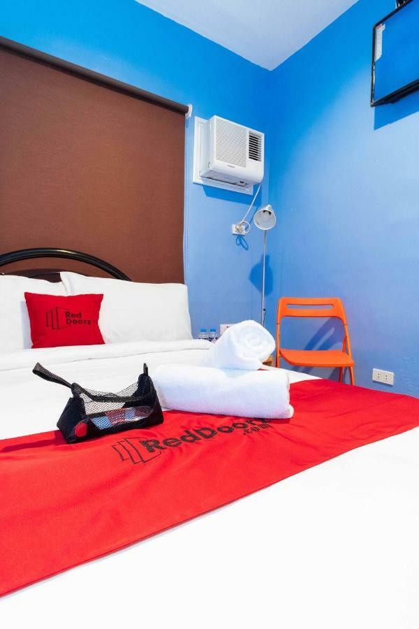 Reddoorz At Hotel Rosemarie 帕赛 外观 照片